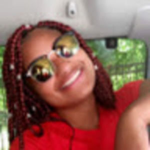 Meet your Posher, Leyla